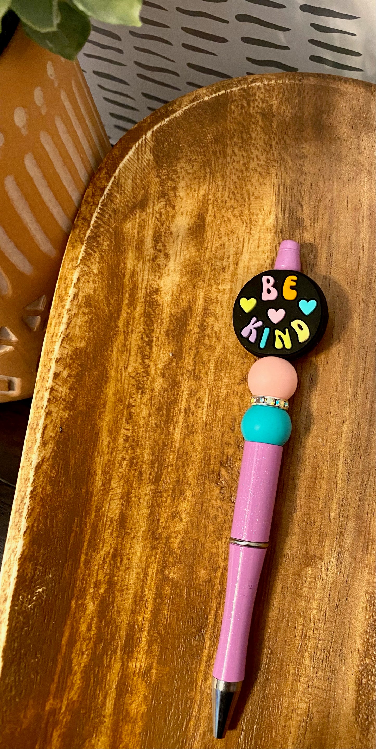 Be Kind - Rainbow - Pen